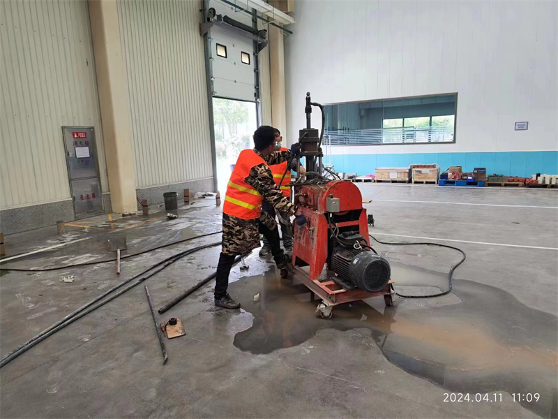 澄海厂房地面下沉塌陷注浆加固施工